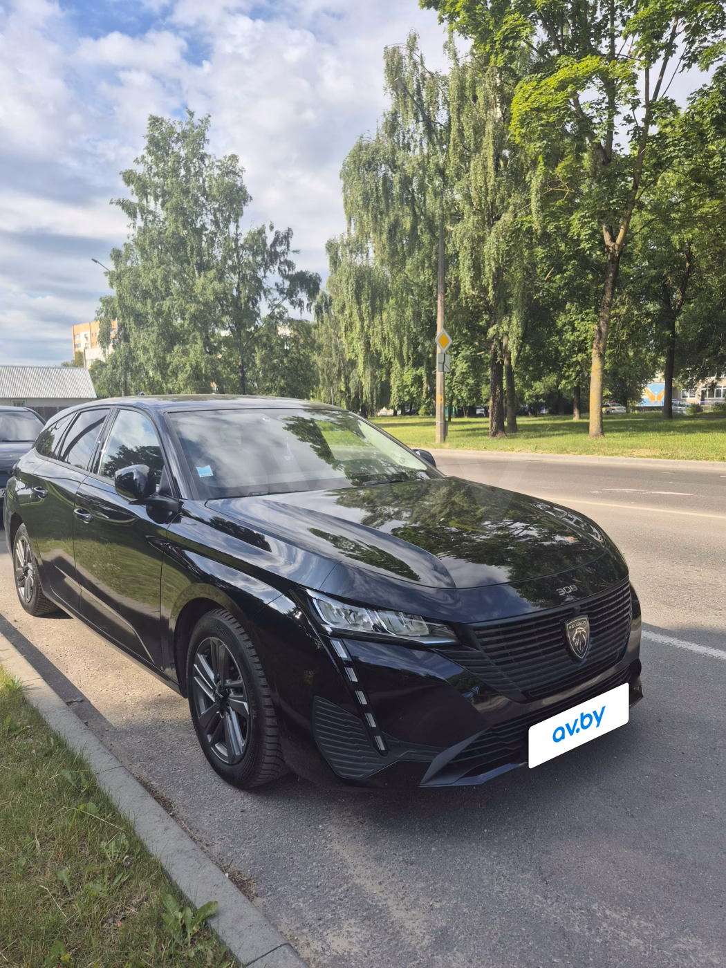 Peugeot 308 фото 2