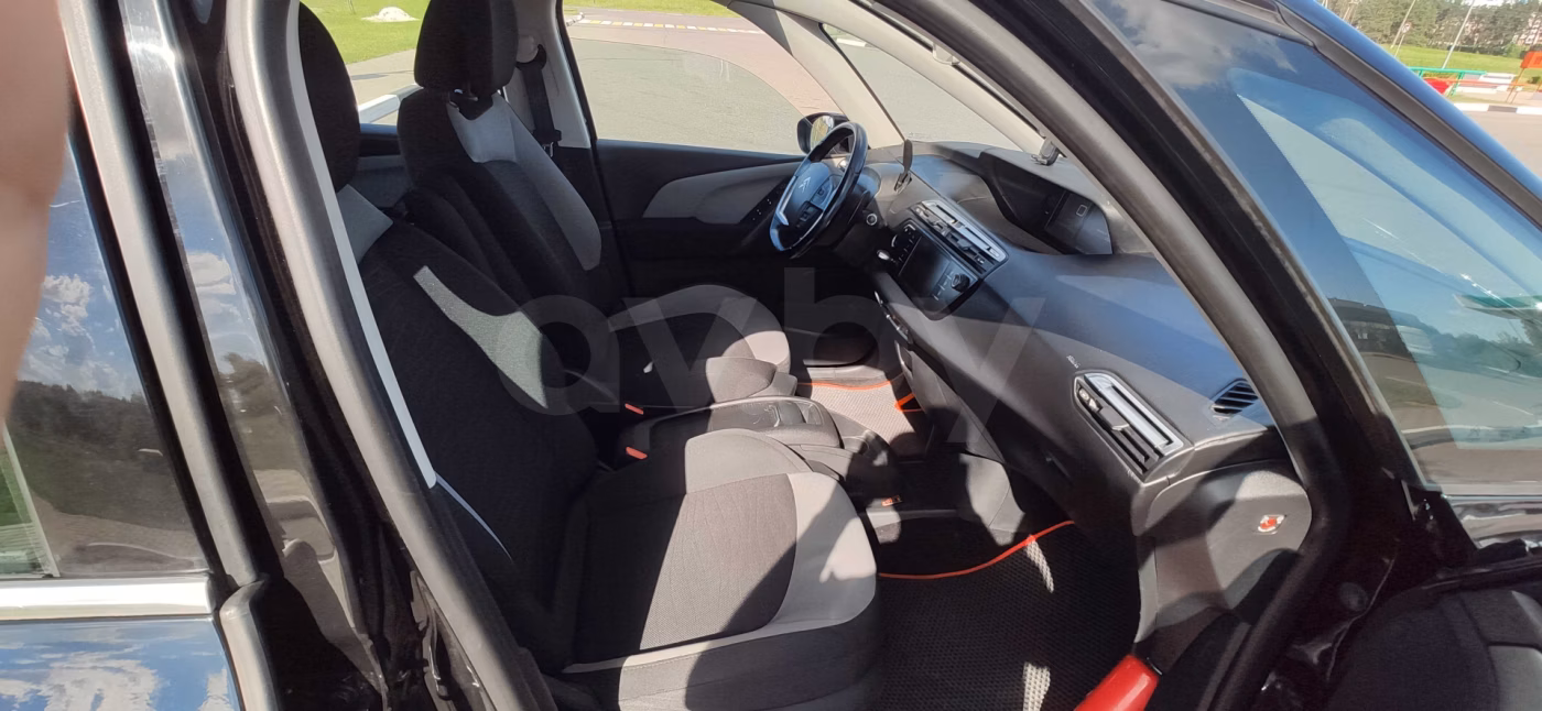 Citroen C4 Picasso фото 7