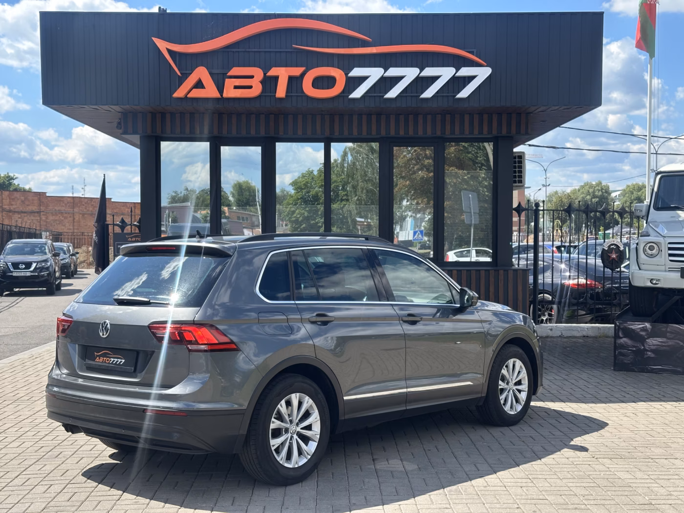 Volkswagen Tiguan фото 2