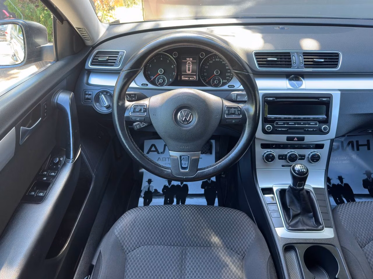 Volkswagen Passat фото 12