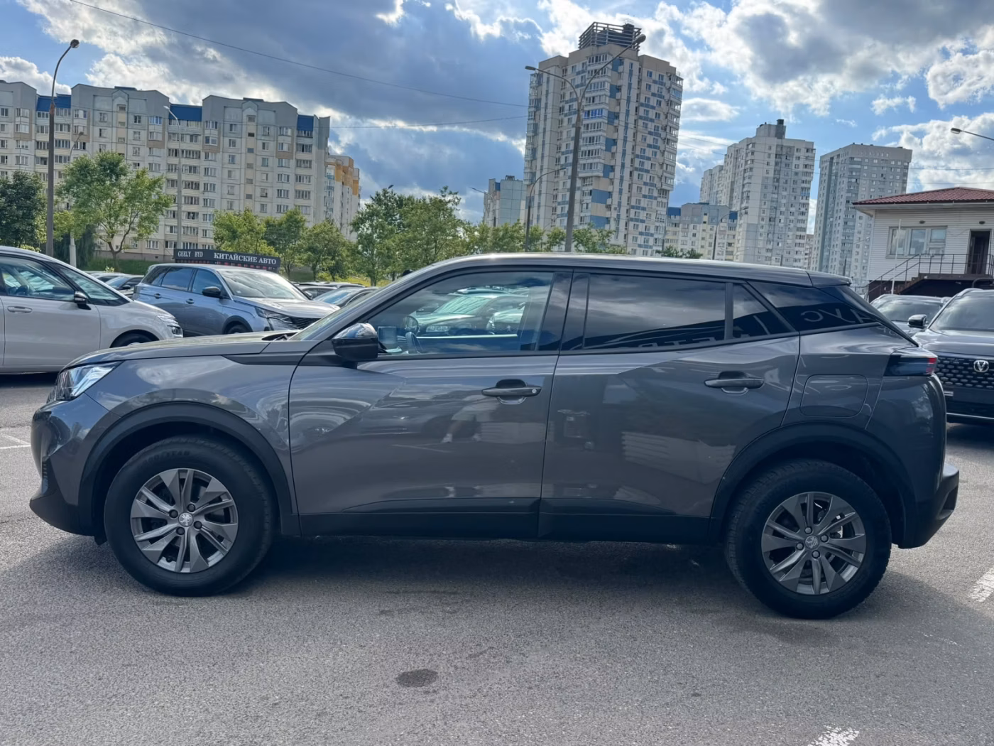 Peugeot 2008 фото 3