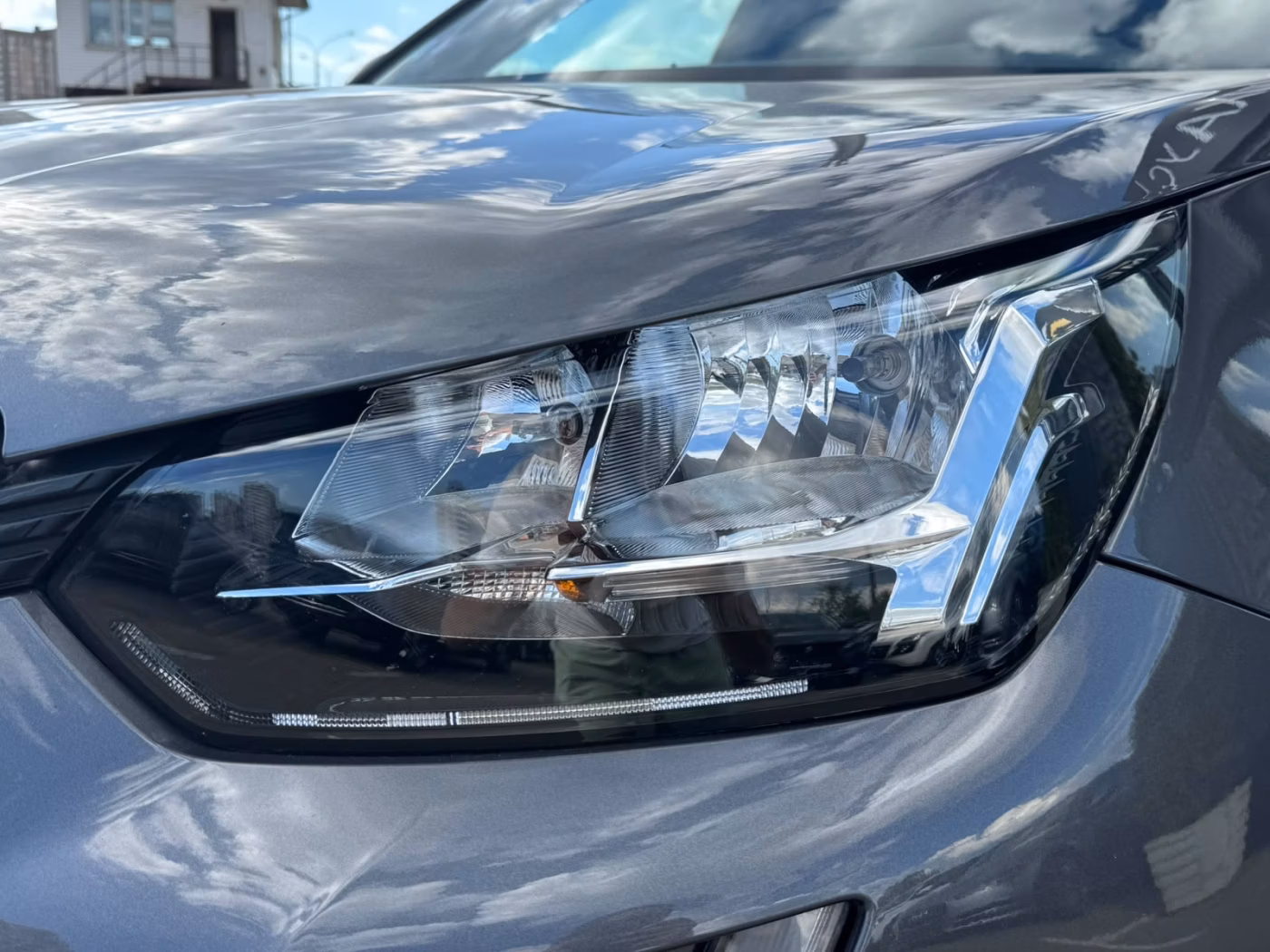 Peugeot 2008 фото 23