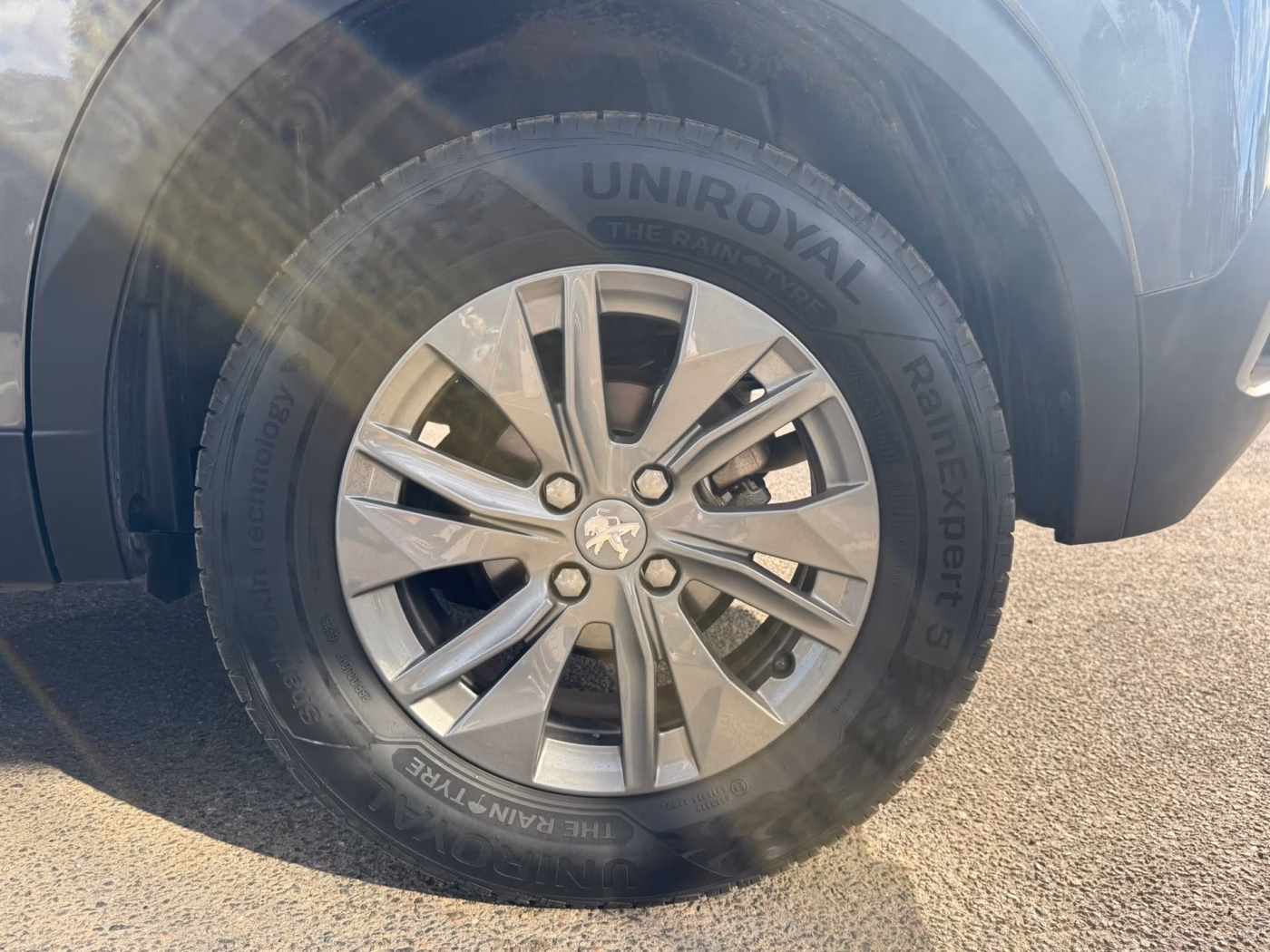 Peugeot 2008 фото 26