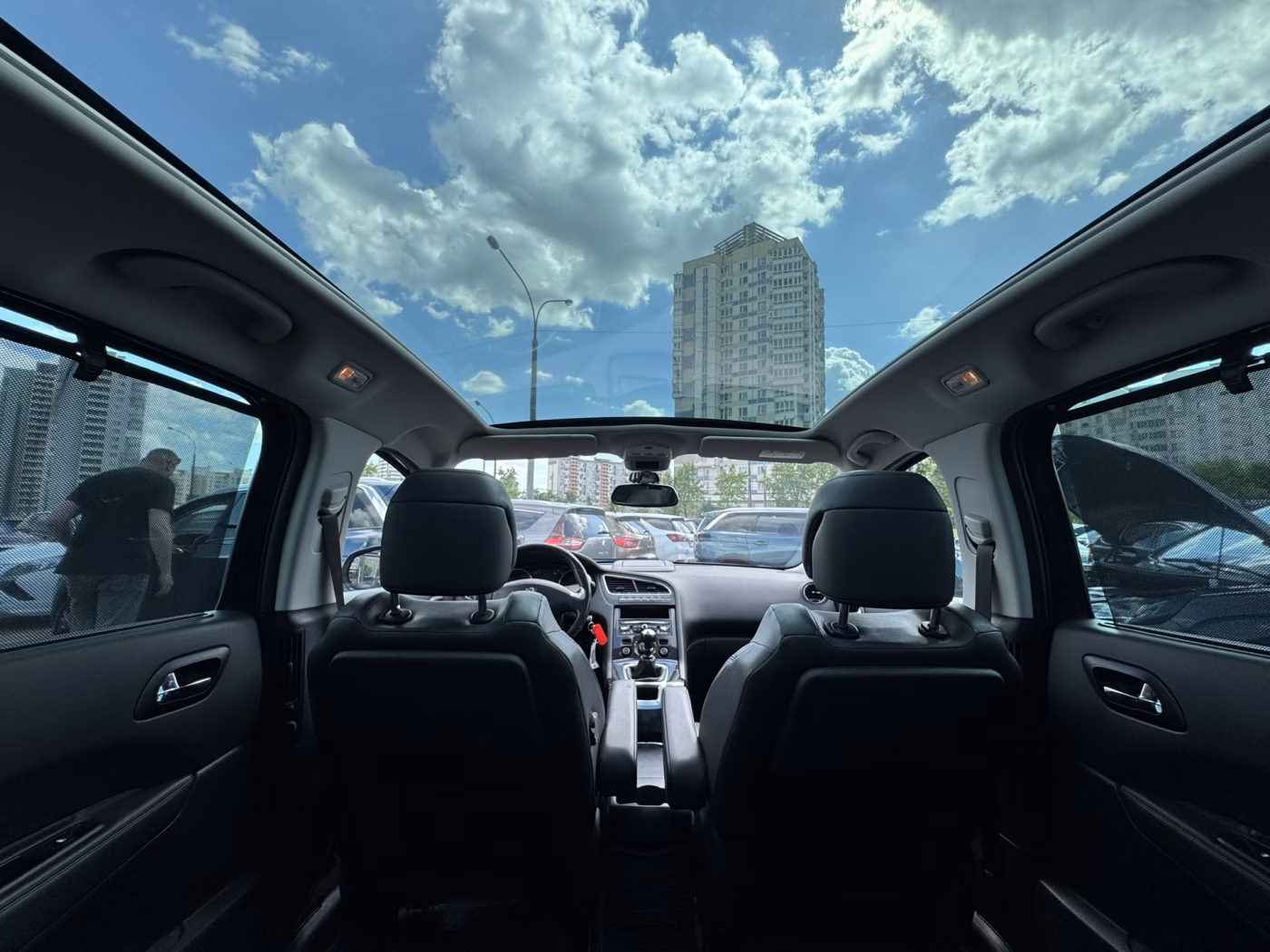 Peugeot 5008 фото 24