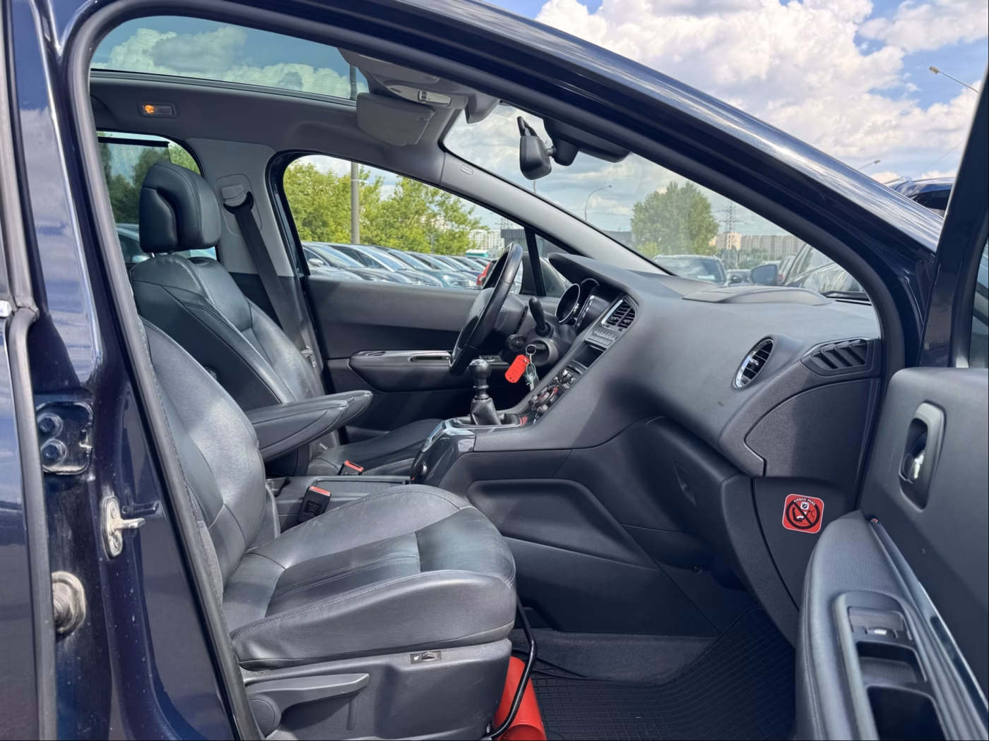 Peugeot 5008 фото 19