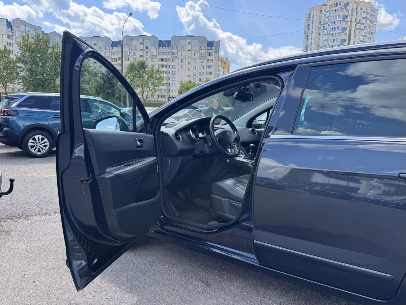 Peugeot 5008 фото 9