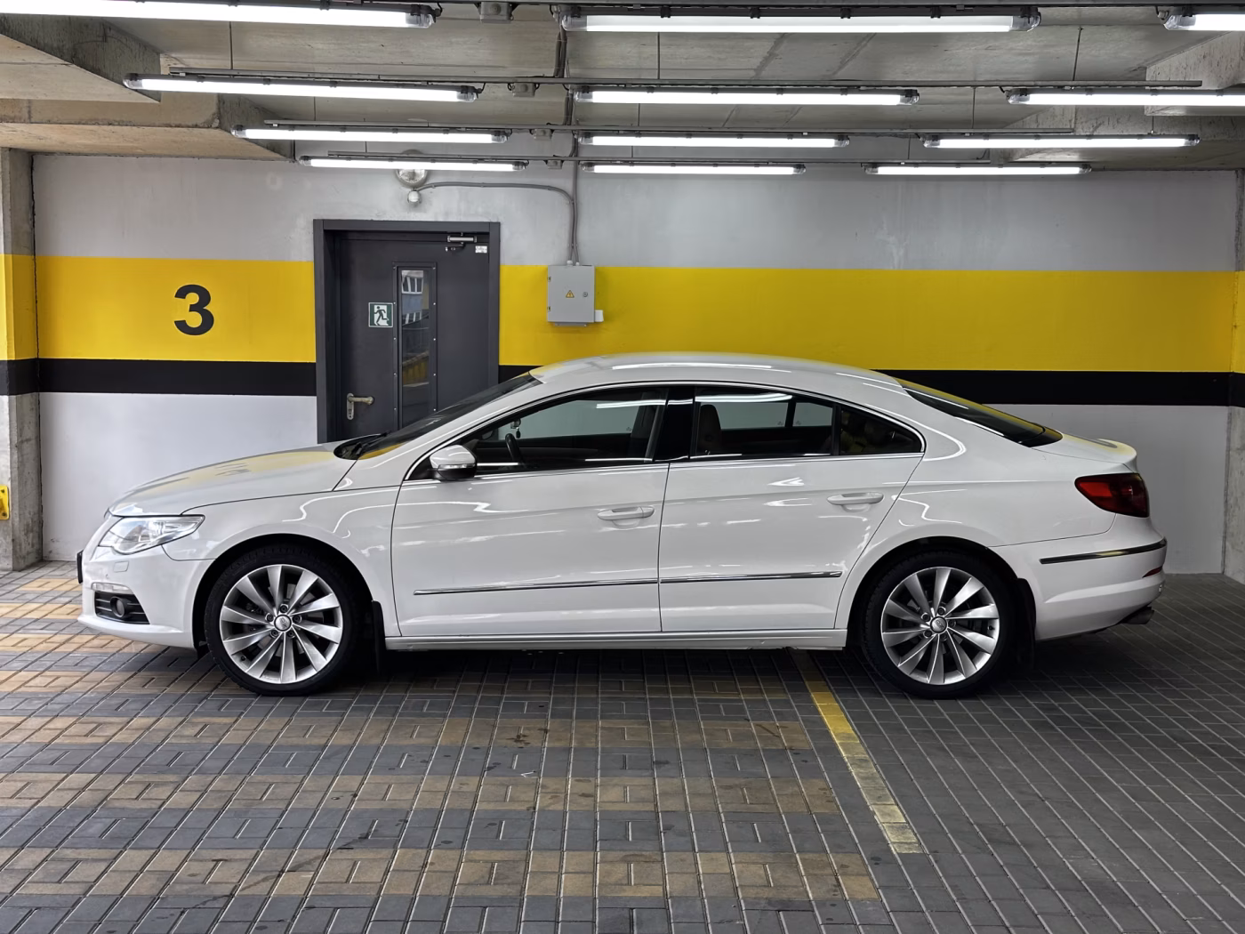Volkswagen Passat CC фото 4
