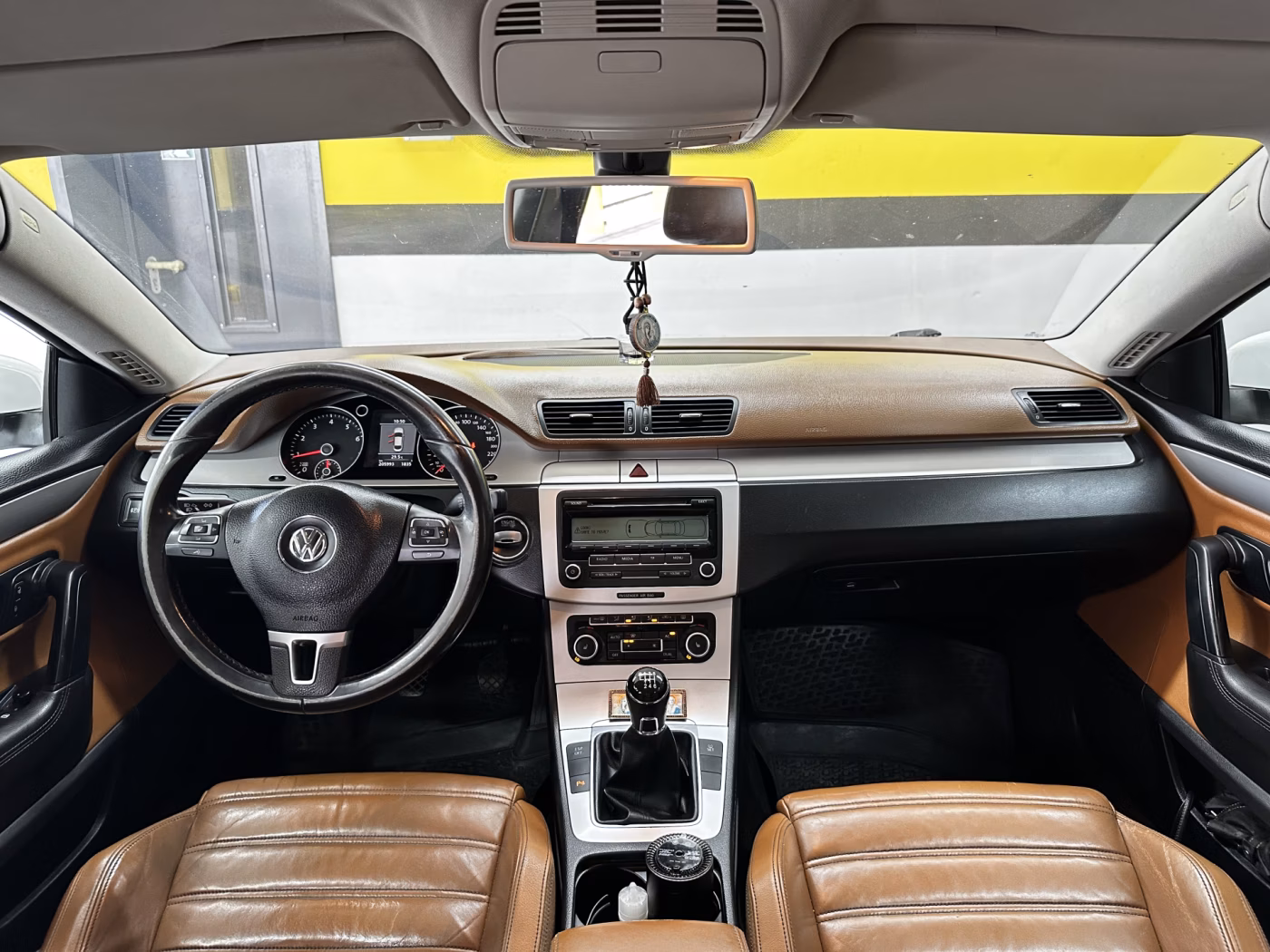 Volkswagen Passat CC фото 9
