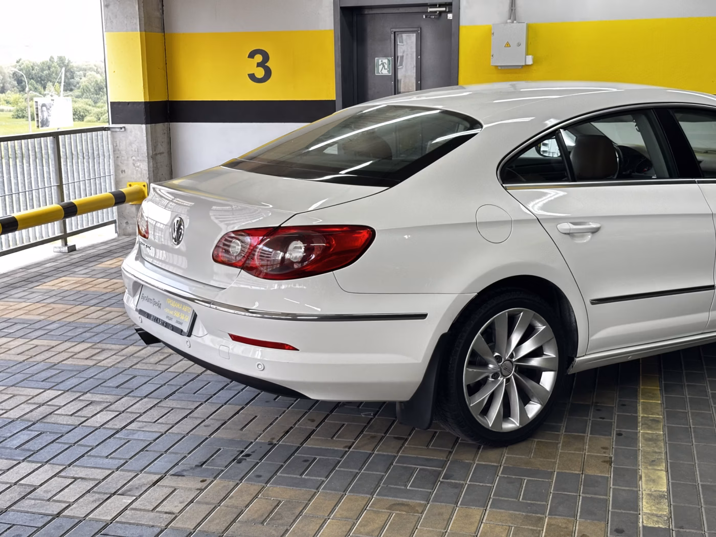 Volkswagen Passat CC фото 30
