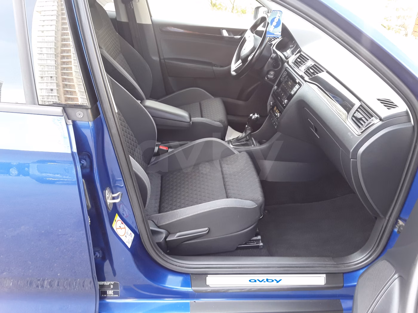 Skoda Rapid фото 8