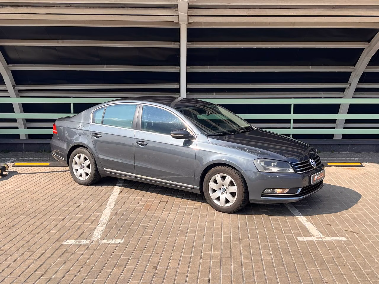 Volkswagen Passat фото 3