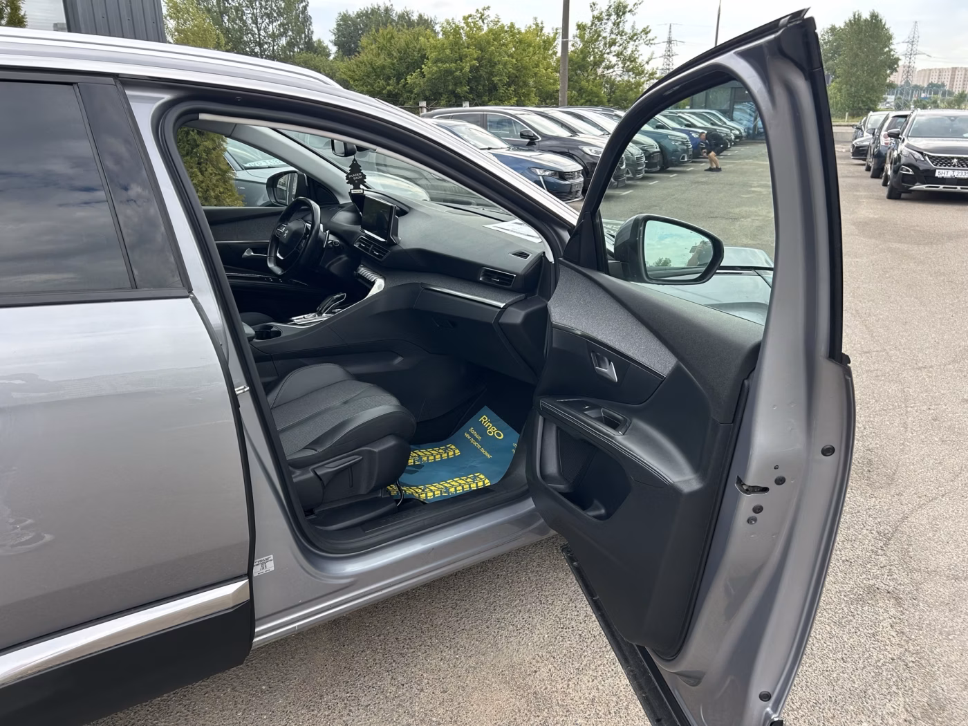 Peugeot 5008 фото 15
