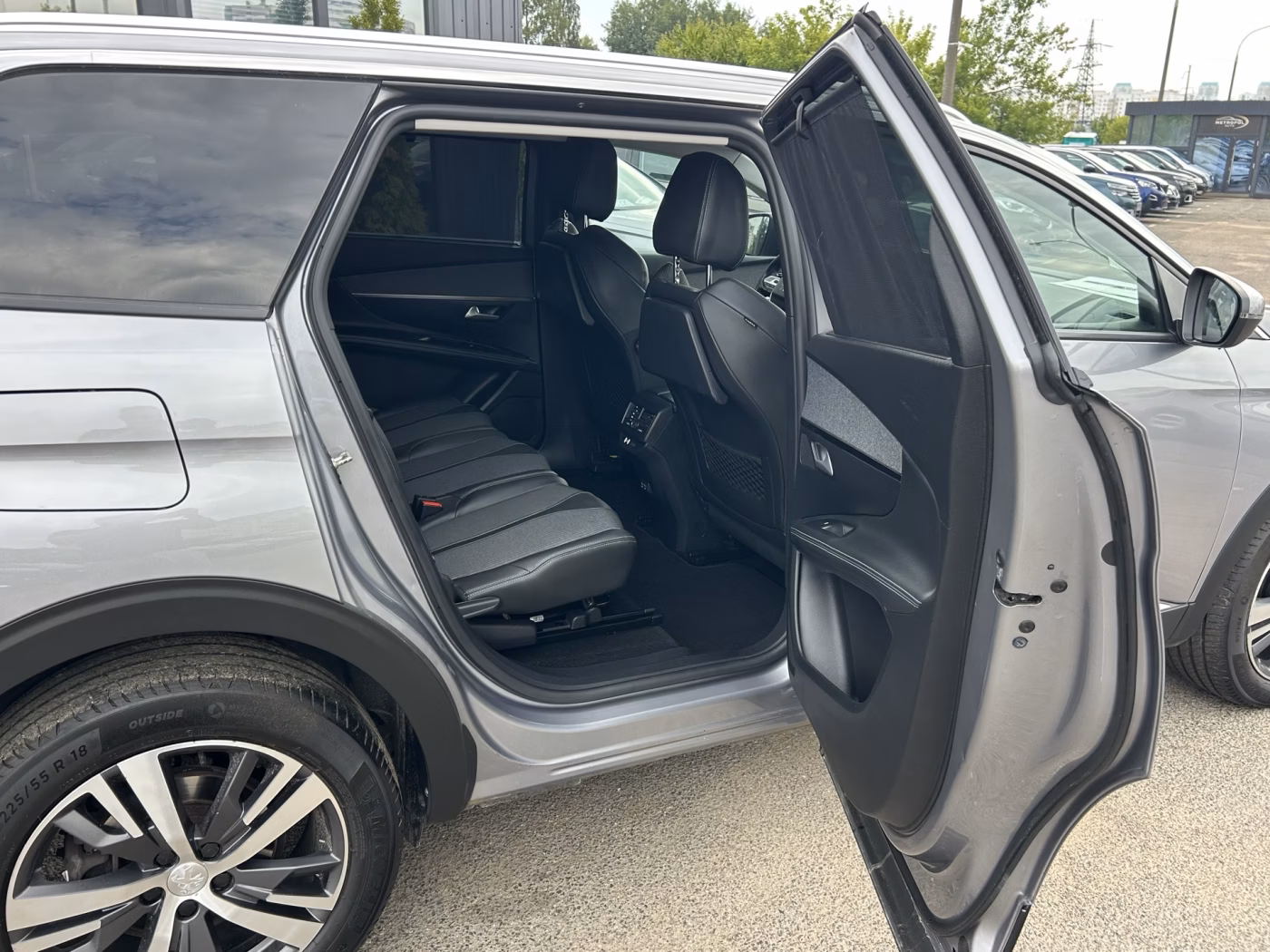 Peugeot 5008 фото 17