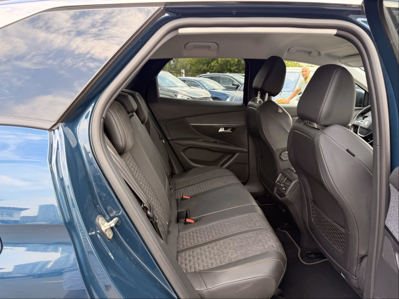 Peugeot 3008 фото 21