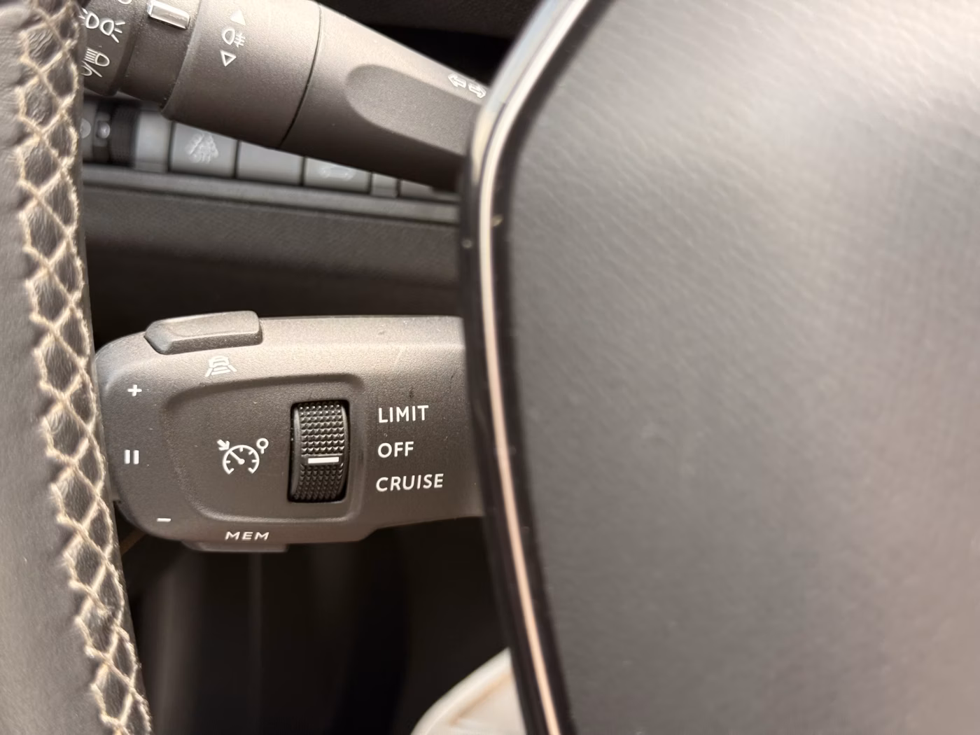 Peugeot 3008 фото 27