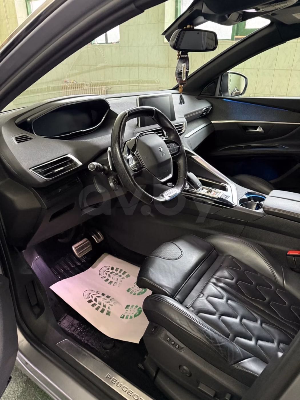 Peugeot 5008 фото 3
