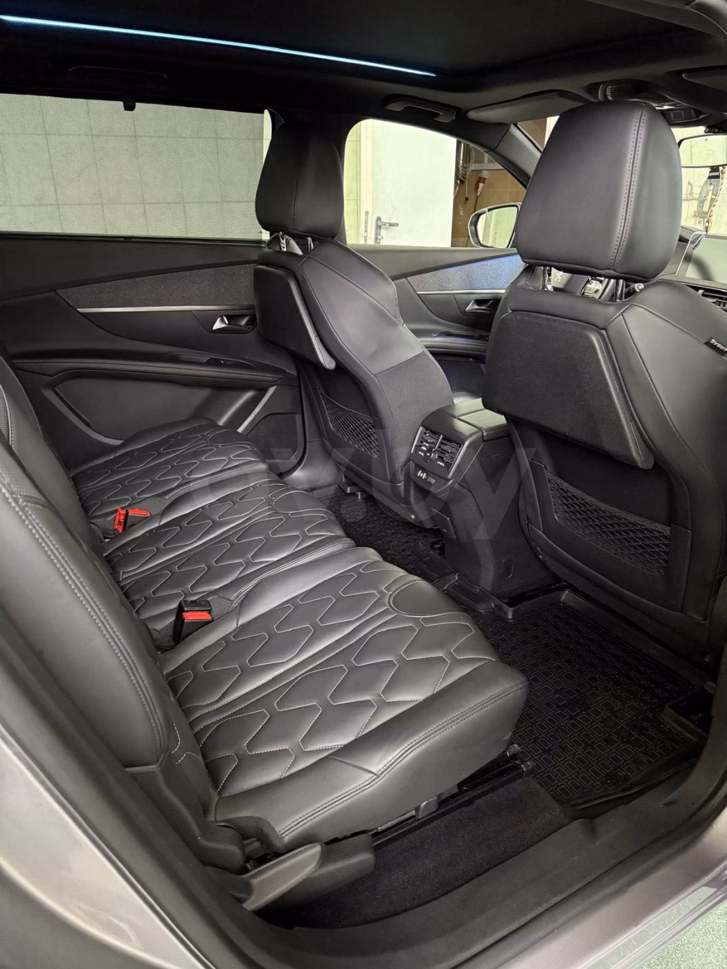Peugeot 5008 фото 6
