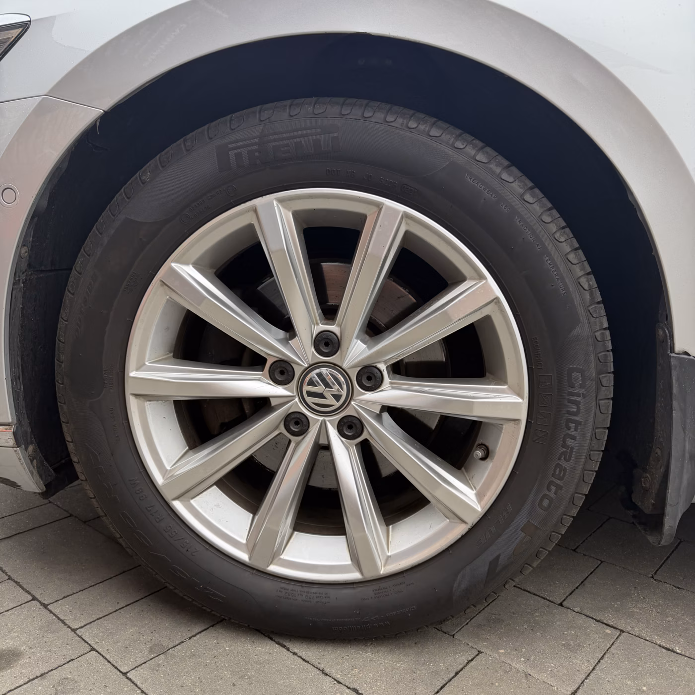 Volkswagen Passat фото 7