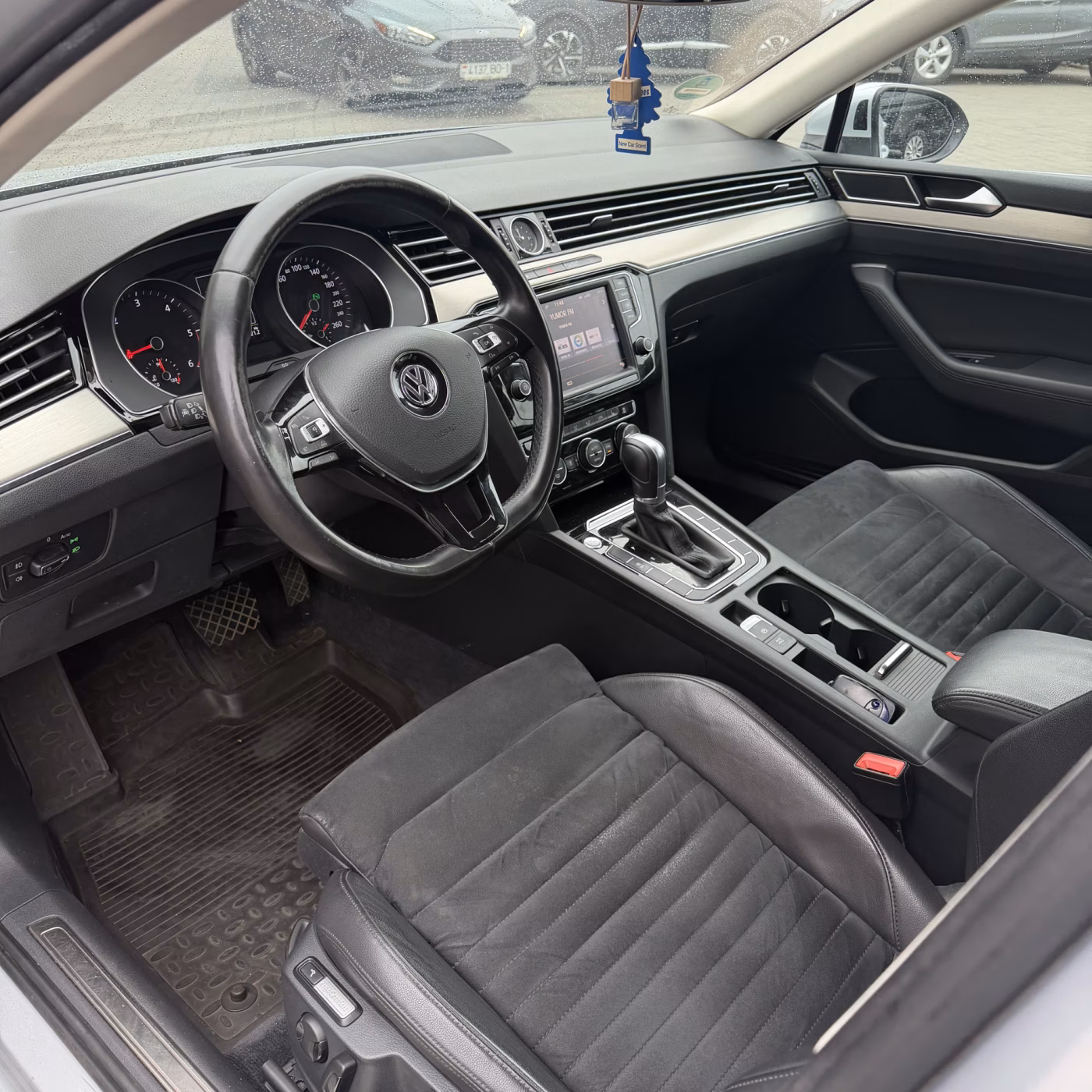 Volkswagen Passat фото 10