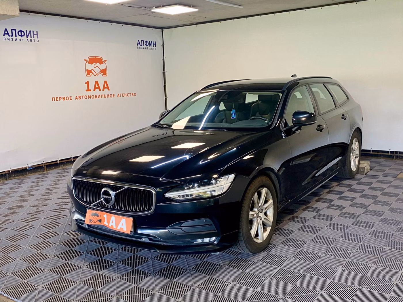 Volvo V90