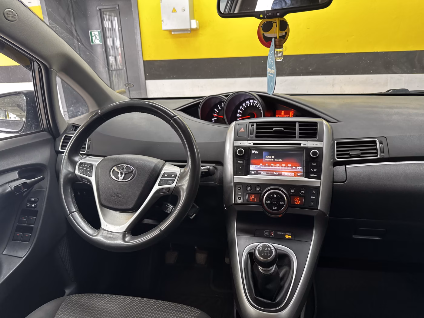 Toyota Verso фото 10