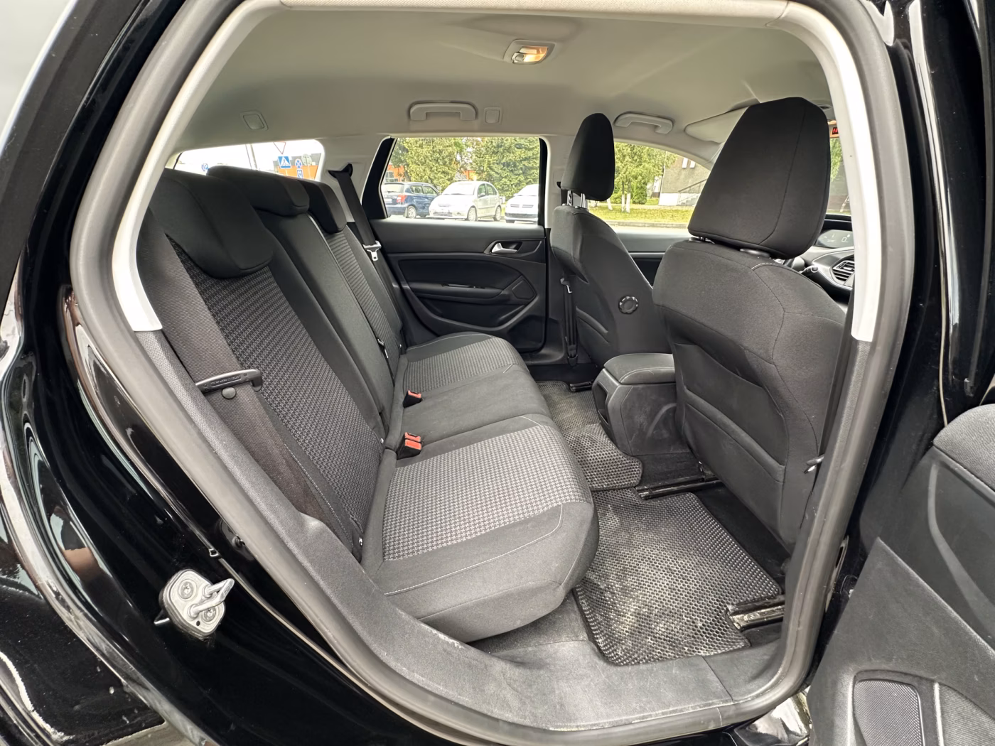 Peugeot 308 фото 13