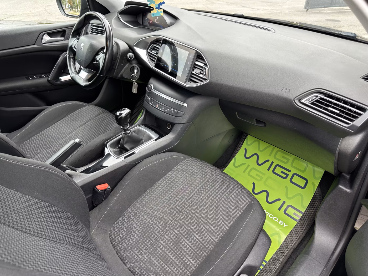 Peugeot 308 фото 12