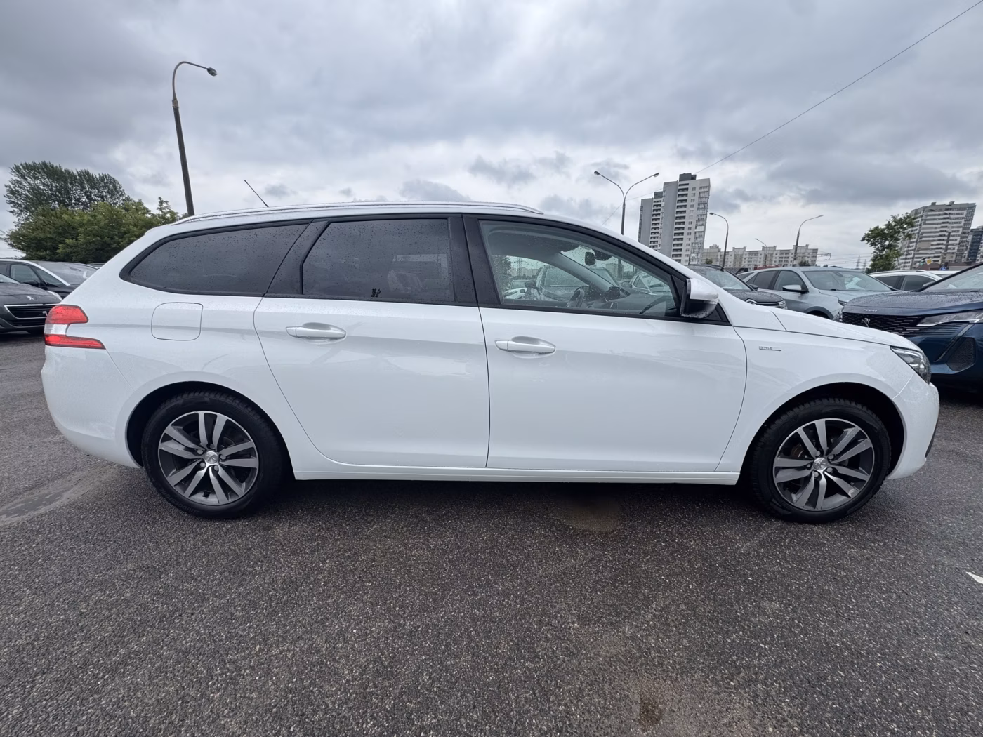 Peugeot 308 фото 8