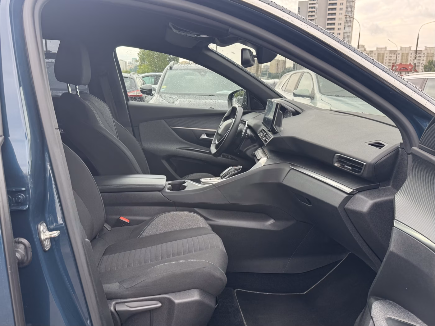 Peugeot 5008 фото 18
