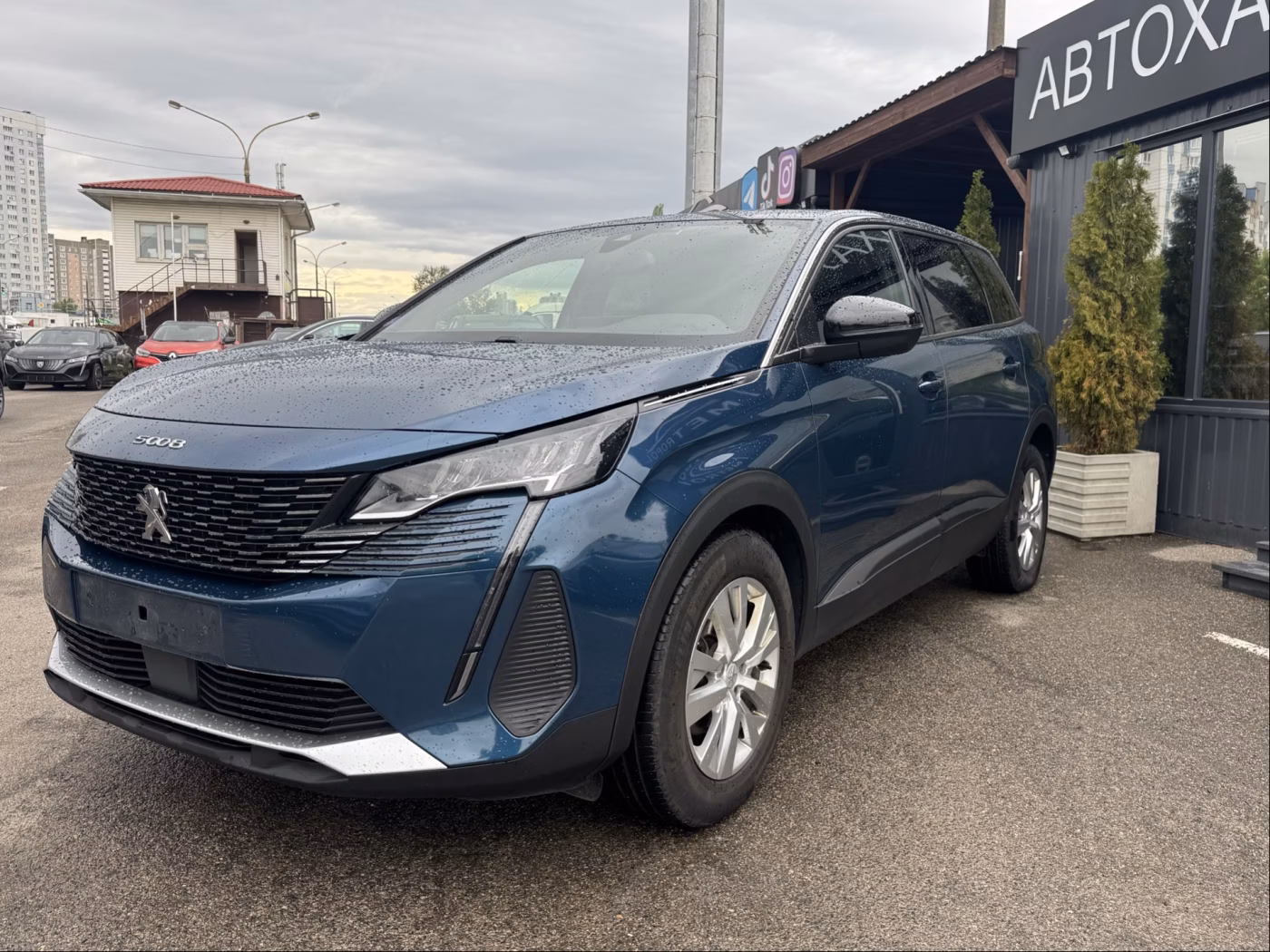 Peugeot 5008 фото 3