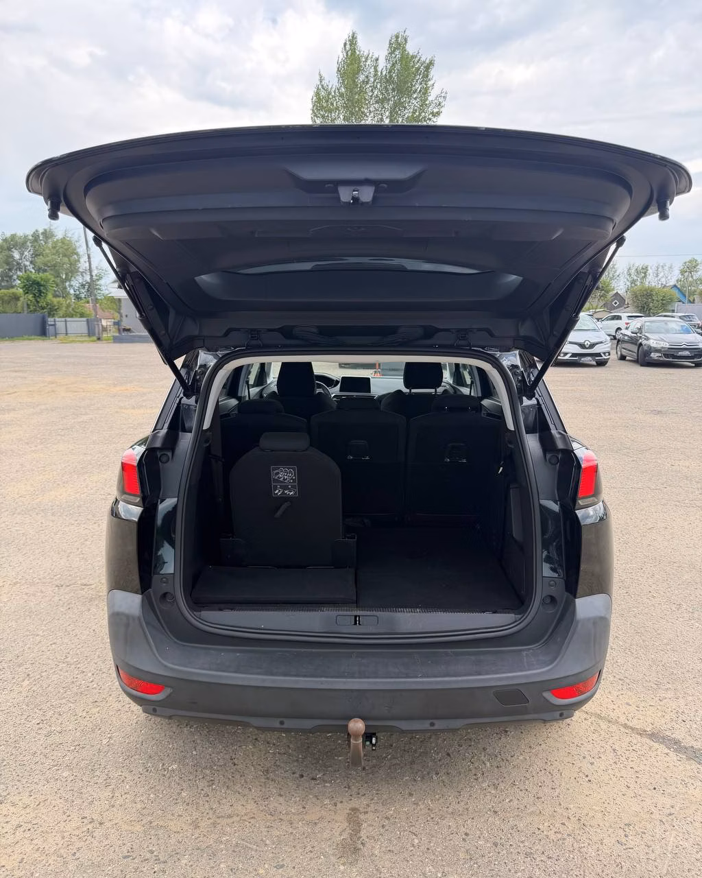 Peugeot 5008 фото 13