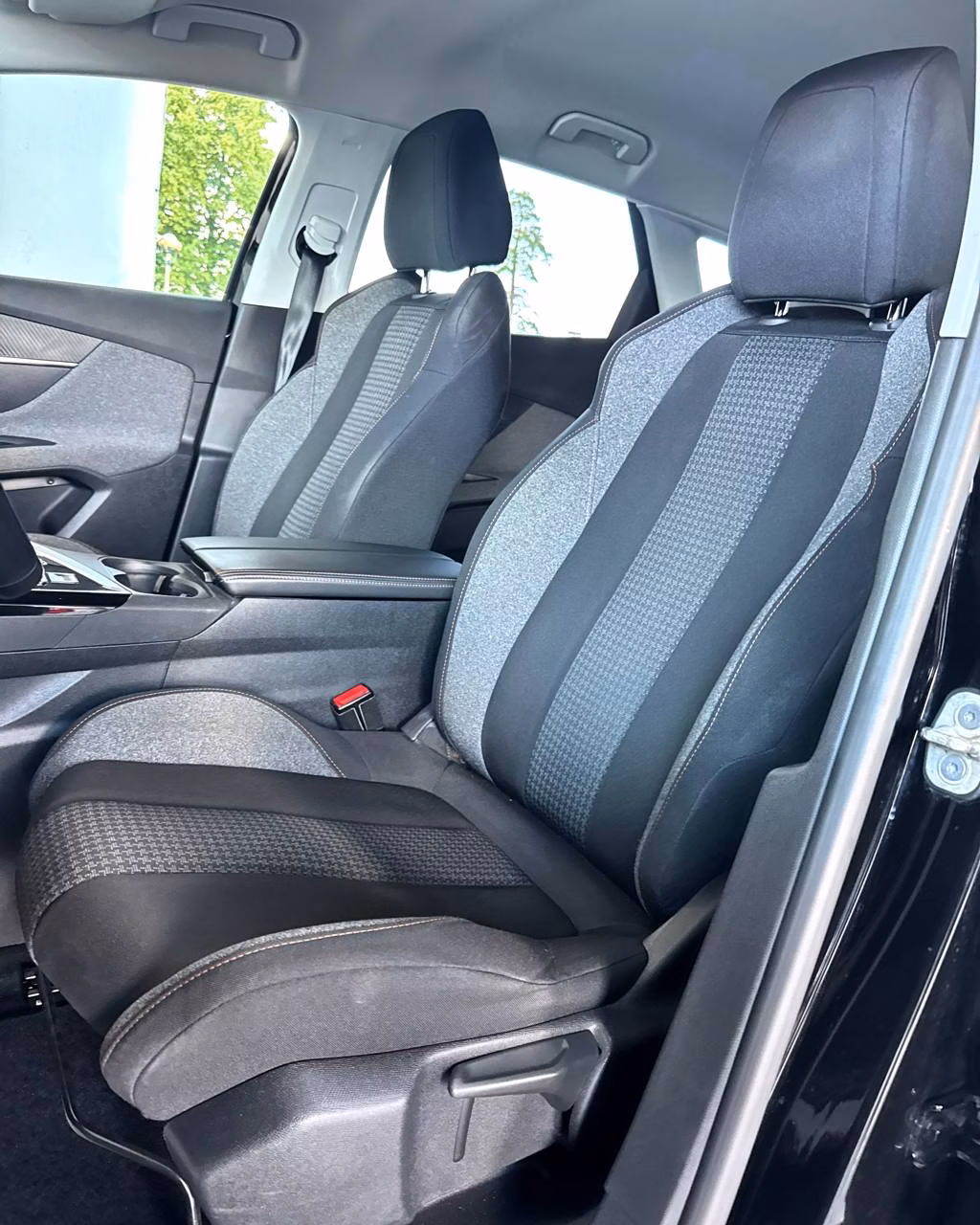 Peugeot 3008 фото 10