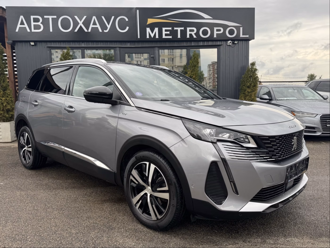 Peugeot 5008 фото 2