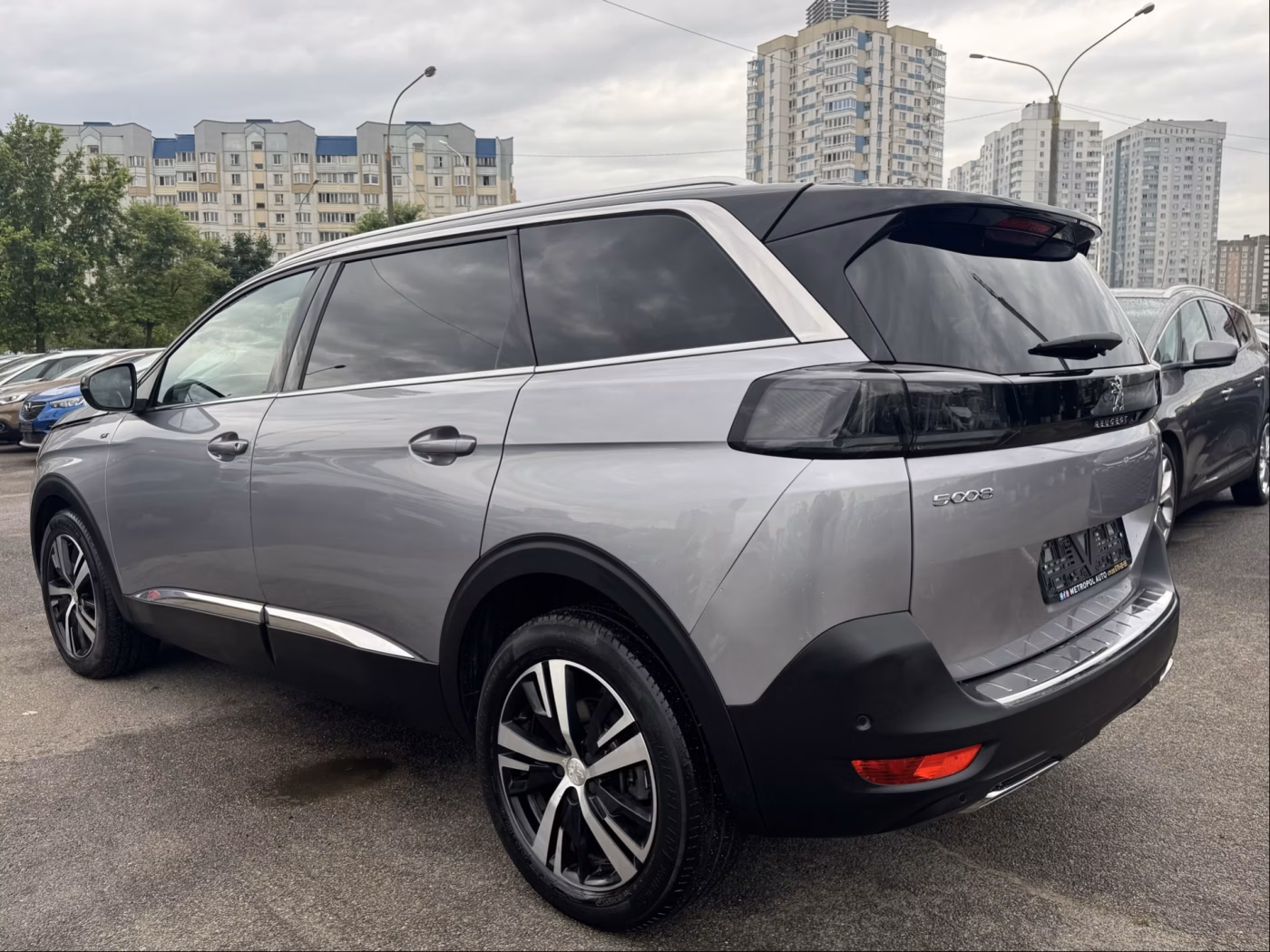 Peugeot 5008 фото 5