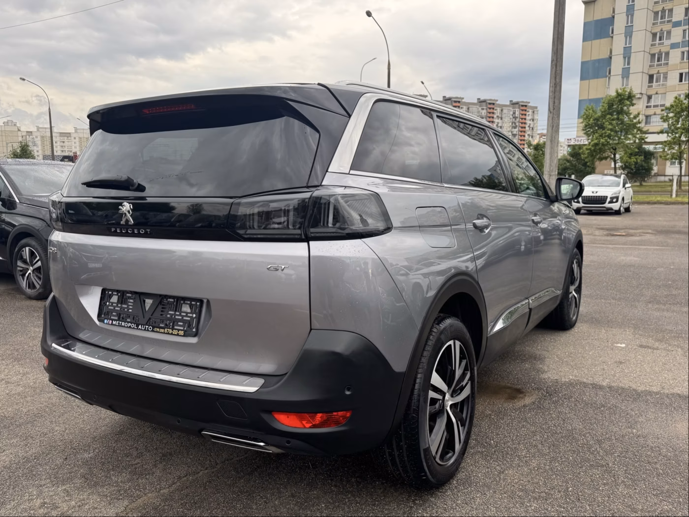 Peugeot 5008 фото 7