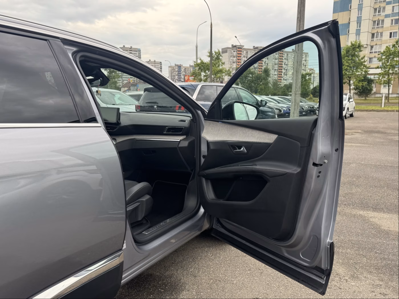 Peugeot 5008 фото 18