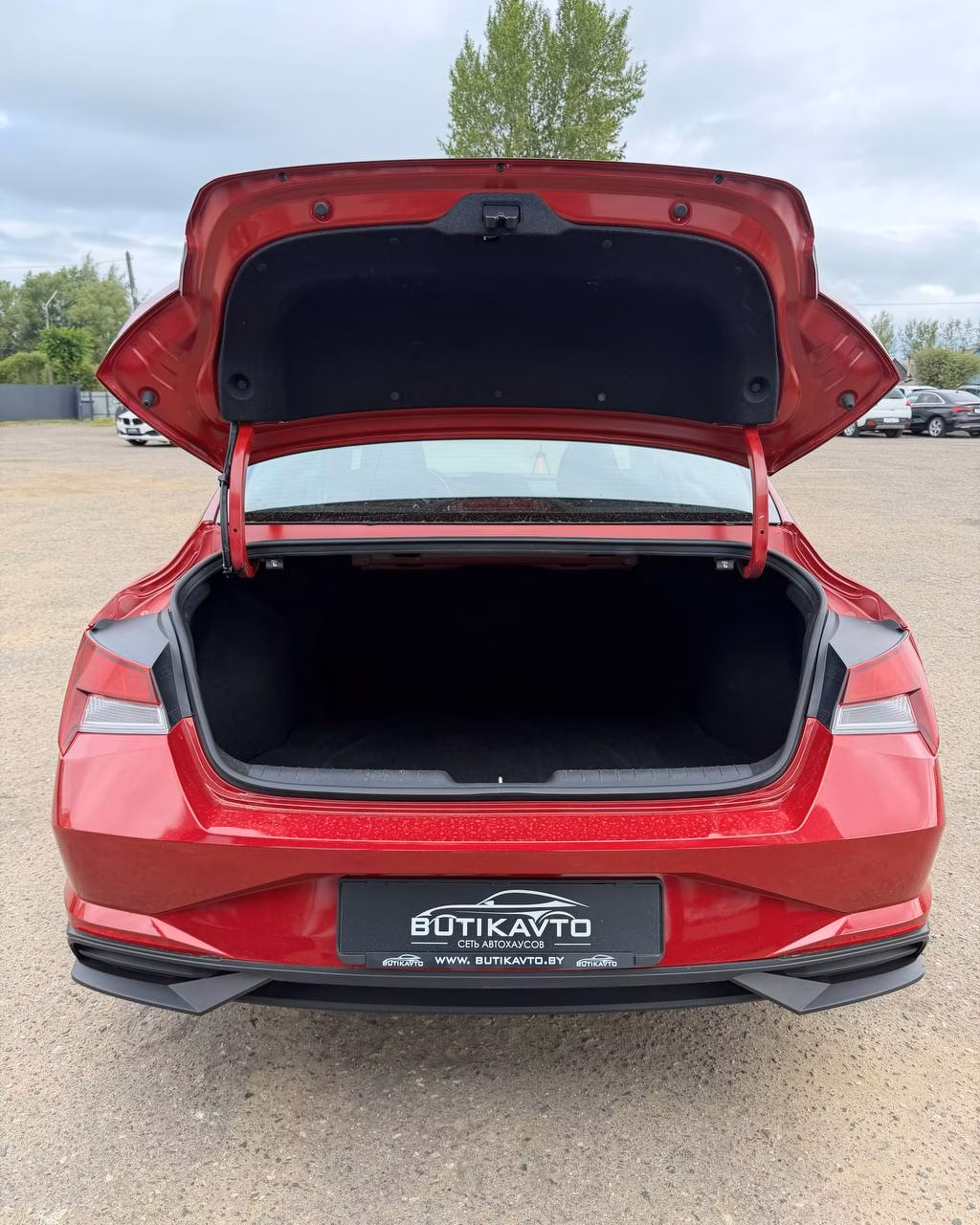 Hyundai Elantra фото 13