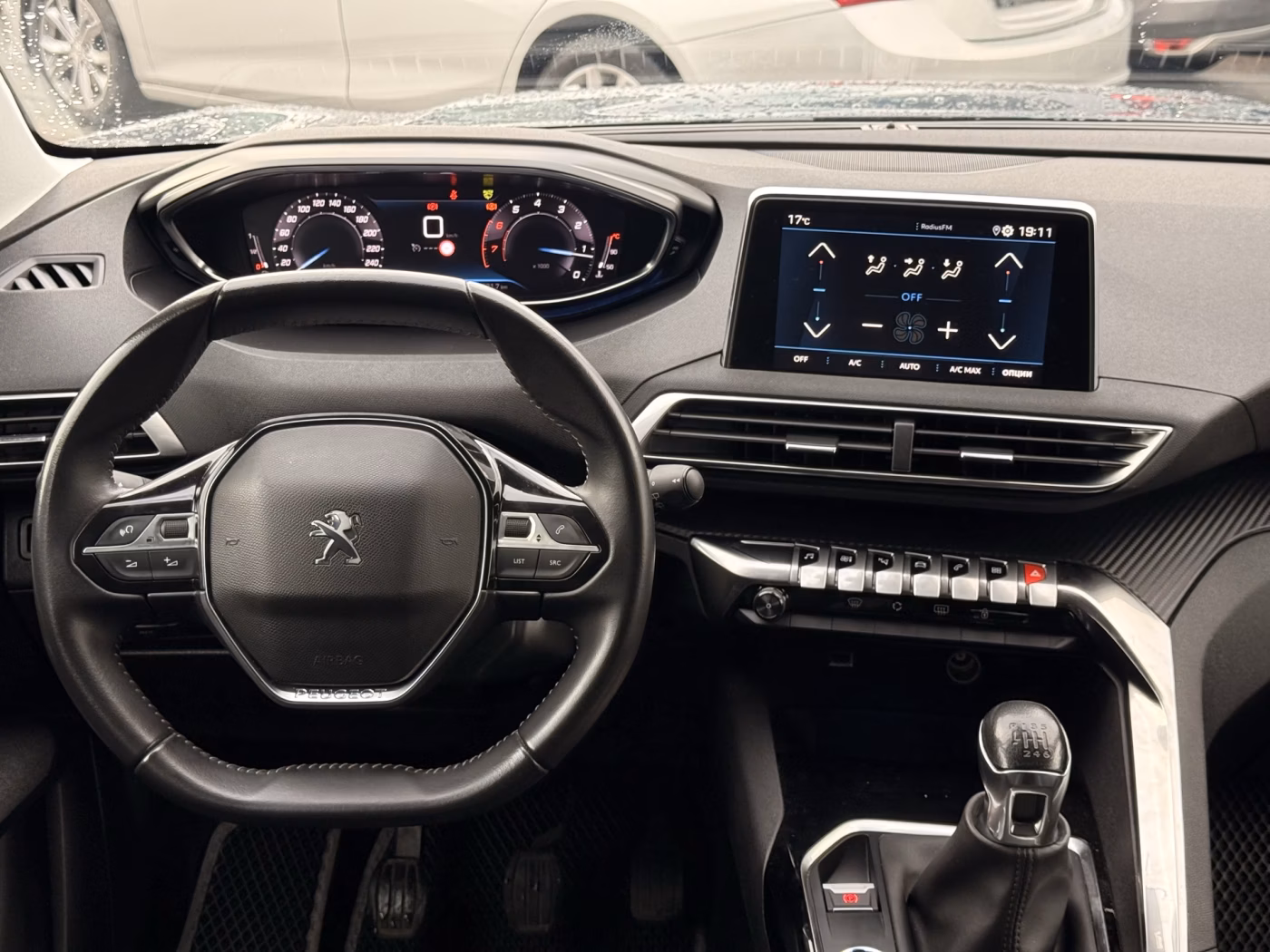 Peugeot 3008 фото 24