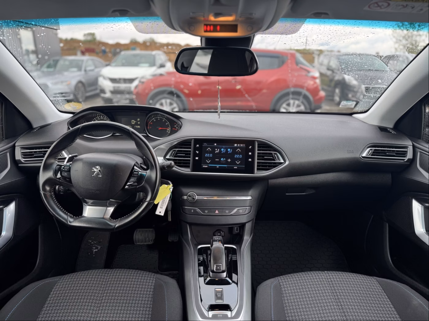 Peugeot 308 фото 23