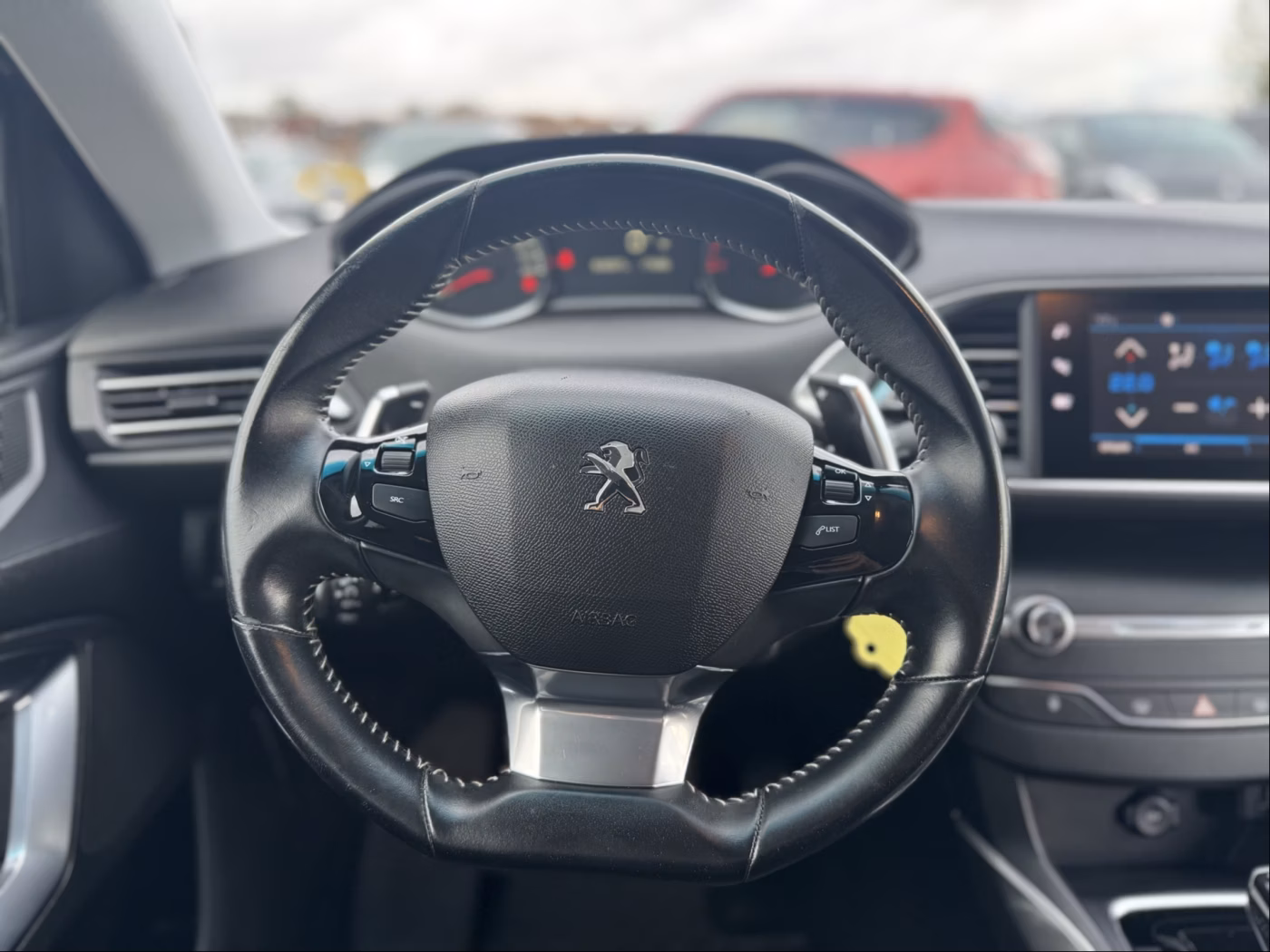 Peugeot 308 фото 24