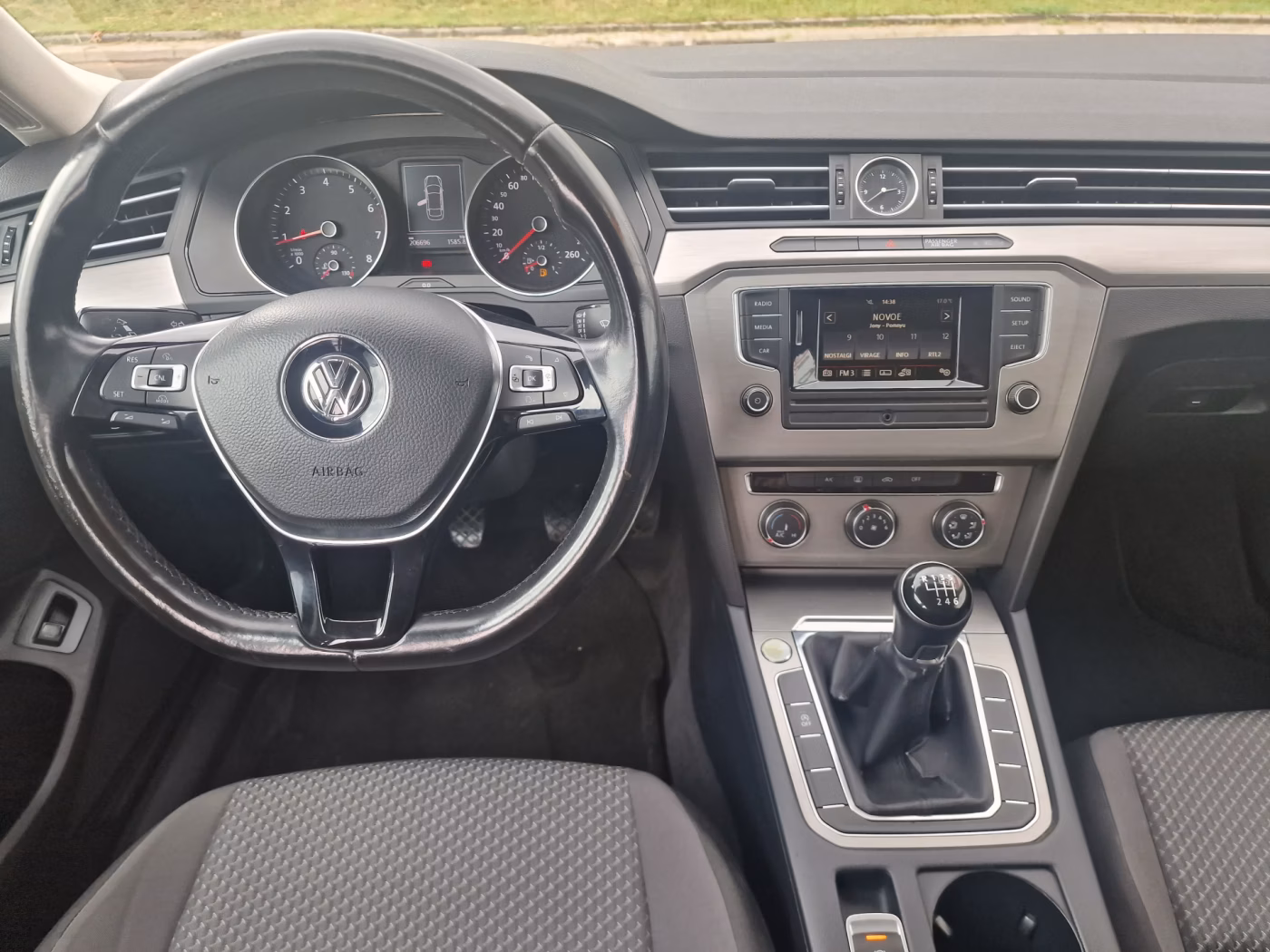 Volkswagen Passat фото 10