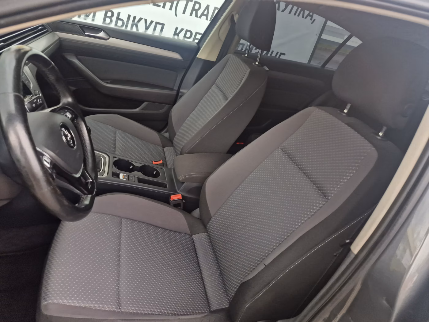 Volkswagen Passat фото 17