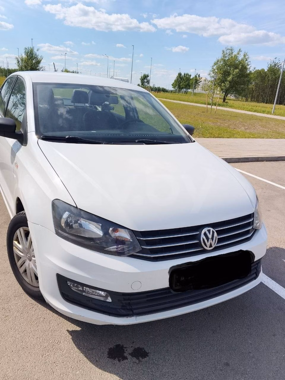 Volkswagen Polo Sedan