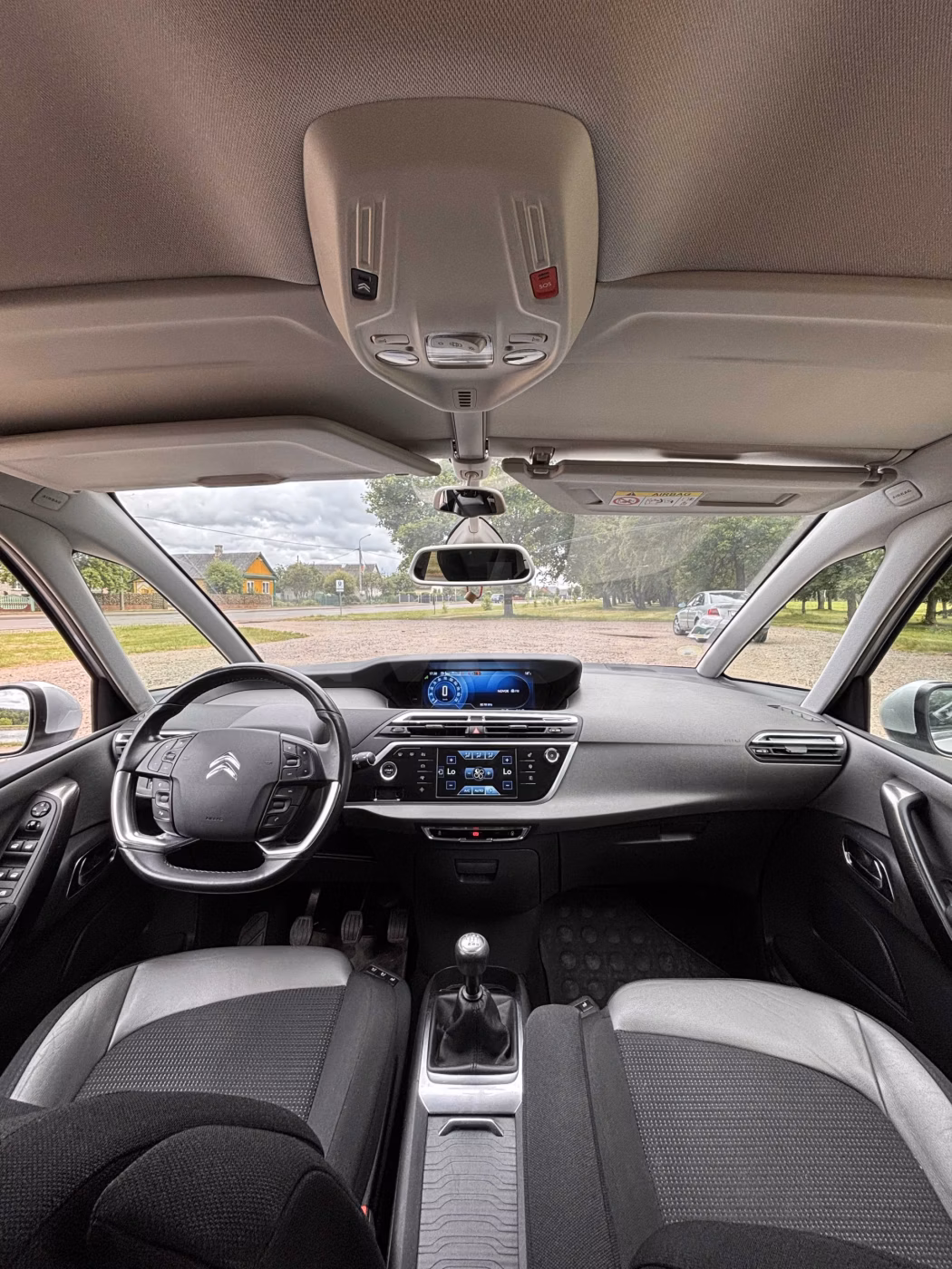 Citroen C4 Picasso фото 6