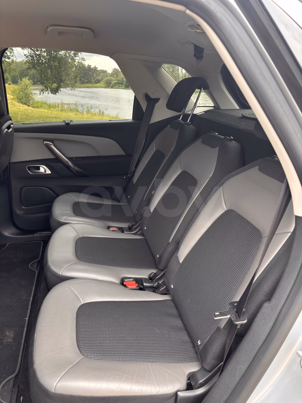 Citroen C4 Picasso фото 8