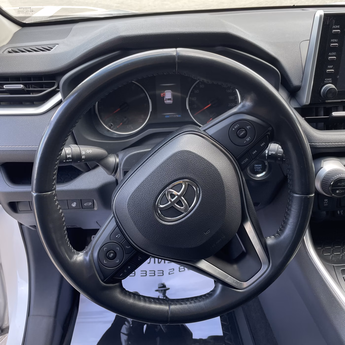 Toyota RAV4 фото 11