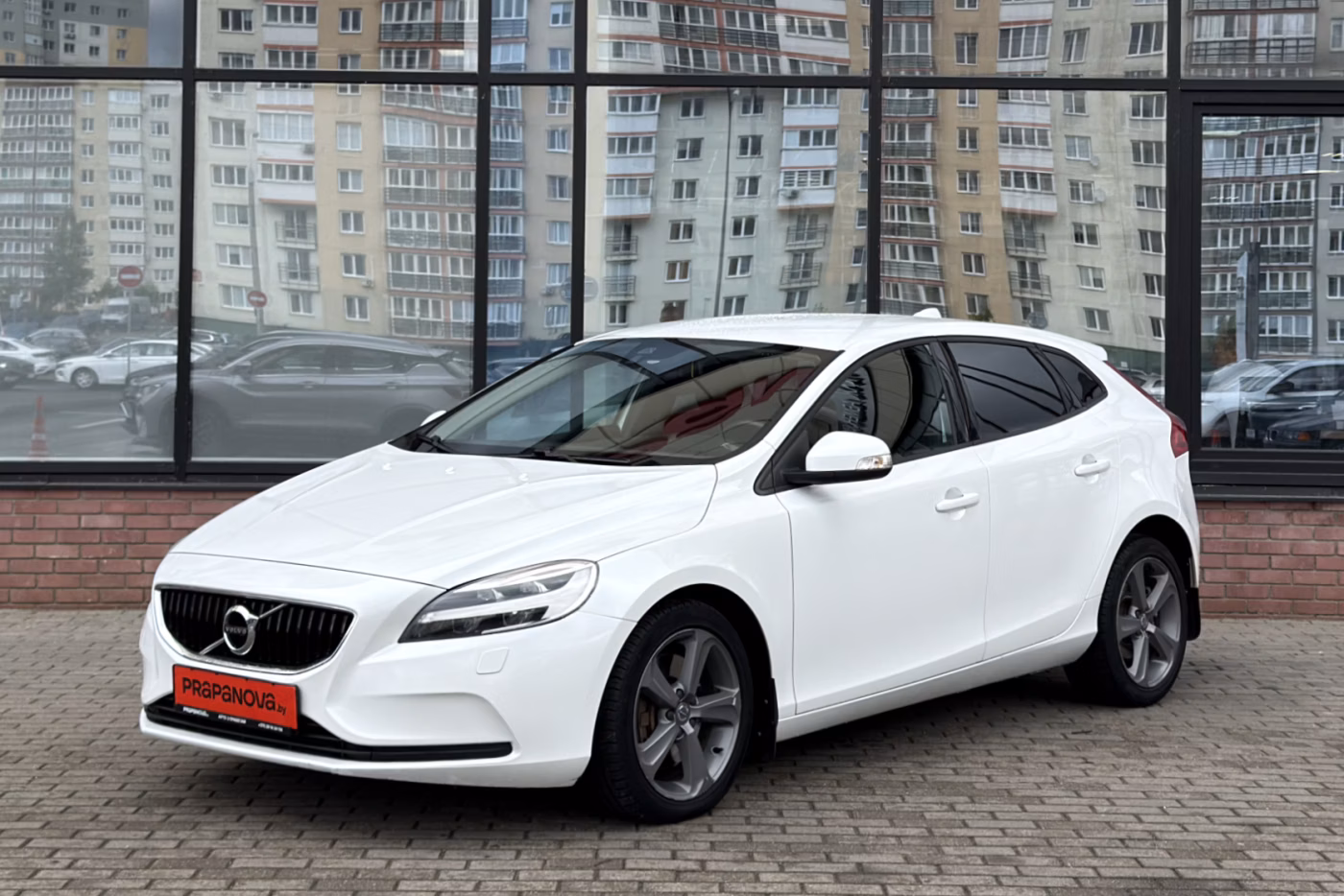 Volvo V40