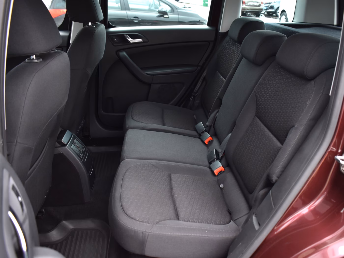 Skoda Yeti фото 8