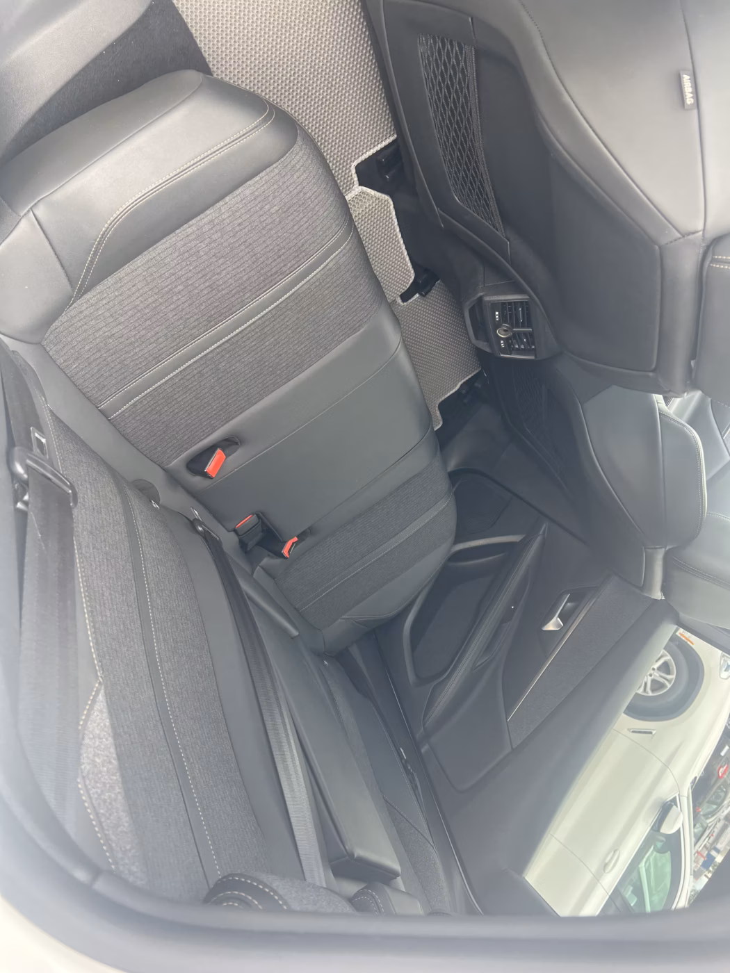 Peugeot 3008 фото 26