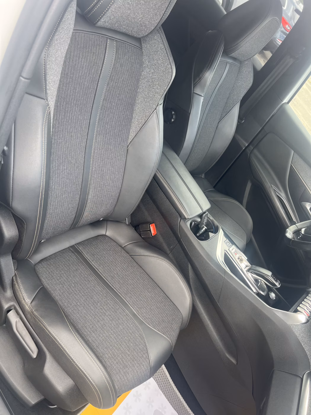 Peugeot 3008 фото 24